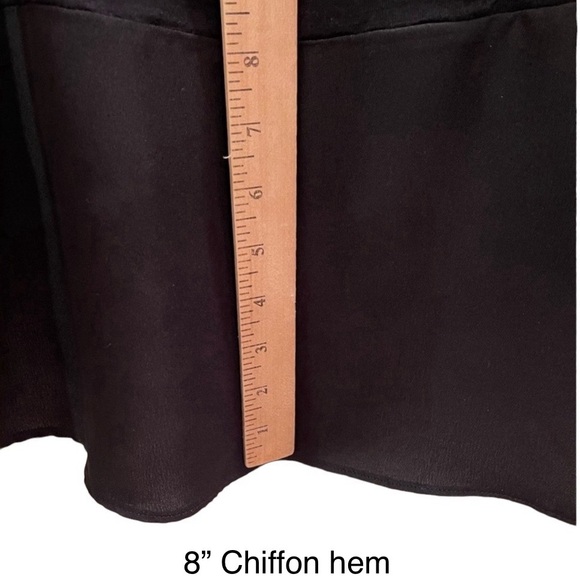 LOGO by Lori Goldstein Short Sleeve Knit Top With Chiffon Trim. Black. 2X - Picture 7 of 13